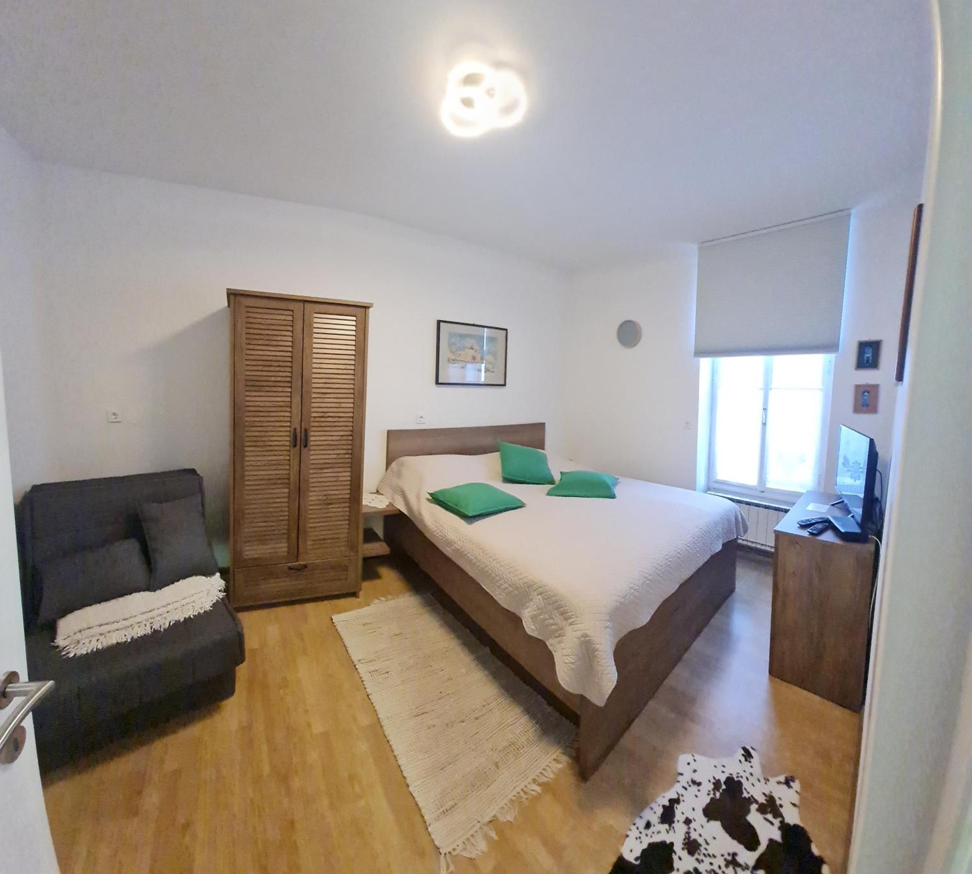 Apartma Domenika พทุย ภายนอก รูปภาพ
